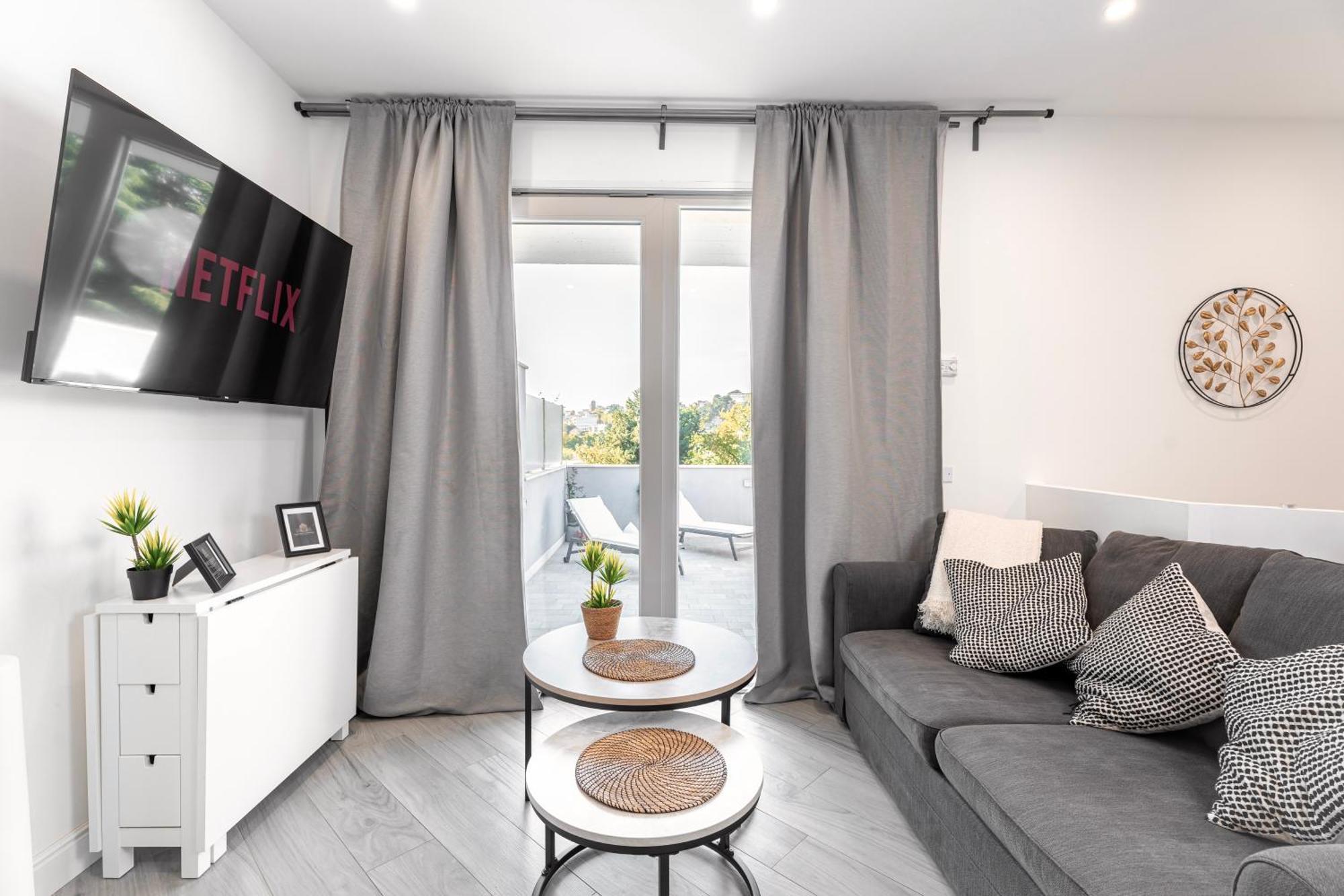 Luxury - Jacuzzi Apartments Near Rome Velletri Buitenkant foto